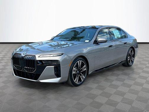 2025 BMW 740 i
