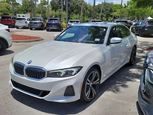 Mineral White Metallic 2024 BMW 330 330i