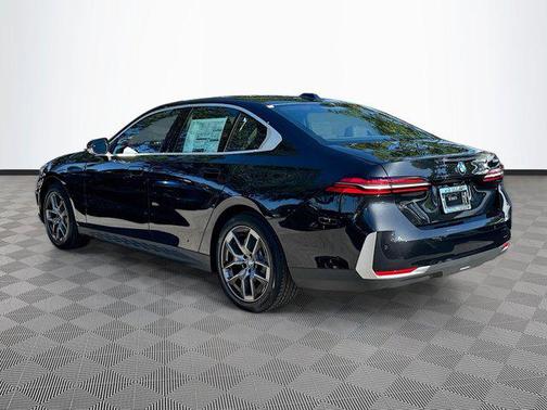 2026 BMW 530 530i