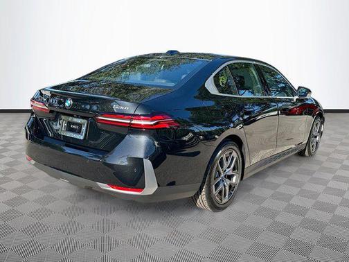 2026 BMW 530 530i