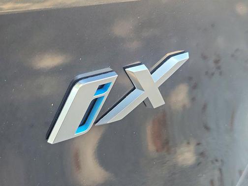 Dark Graphite Metallic 2024 BMW iX xDrive50