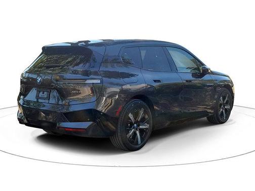 Dark Graphite Metallic 2024 BMW iX xDrive50