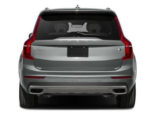 Bright Silver Metallic 2017 Volvo XC90 T6 Inscription