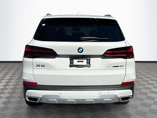 Alpine White 2026 BMW X5 sDrive40i