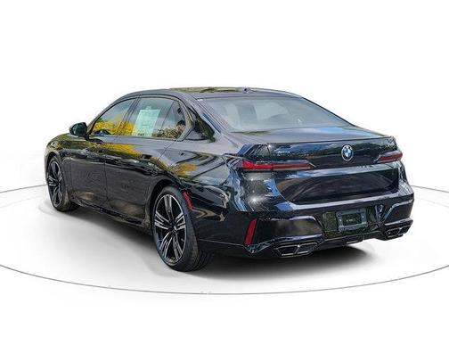 Black Sapphire Metallic 2026 BMW 760 xDrive