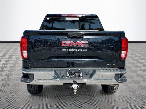 2024 GMC Sierra 1500 SLE