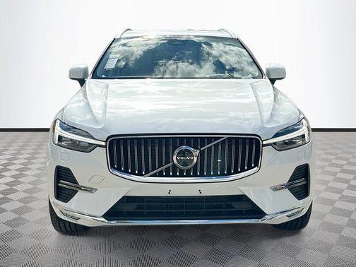 2022 Volvo XC60 B5 Inscription