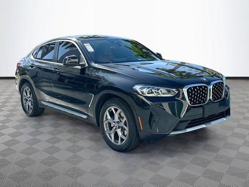 2023 BMW X4 xDrive30i