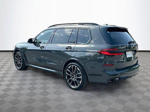 2026 BMW X7 M60i