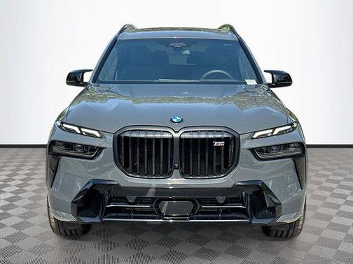 2026 BMW X7 M60i