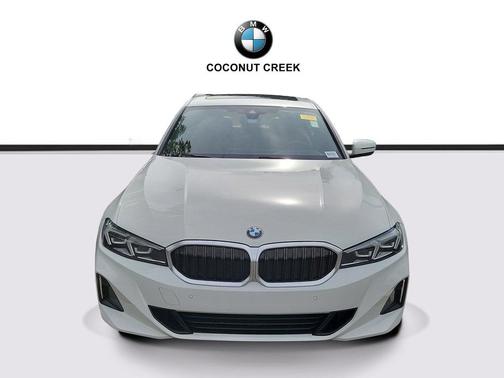 Alpine White 2023 BMW 330 330i