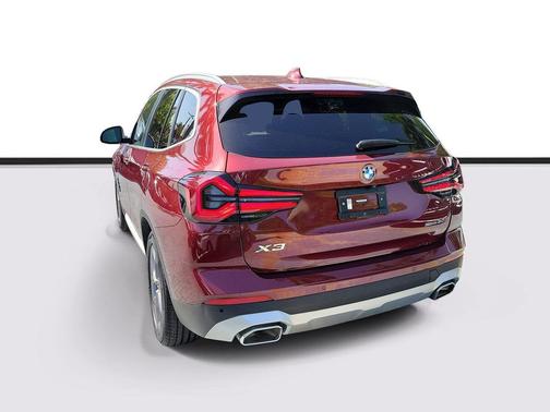 Aventurin Red Metallic 2023 BMW X3 sDrive30i
