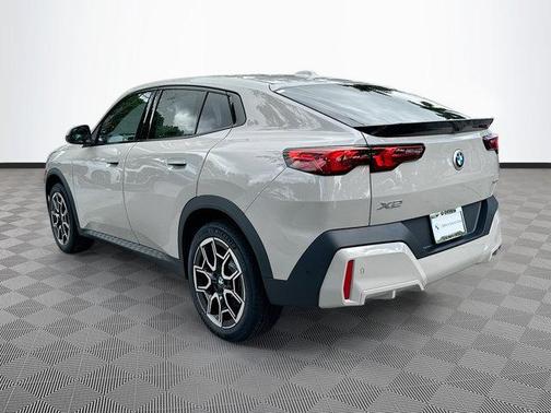 2026 BMW X2 xDrive28i