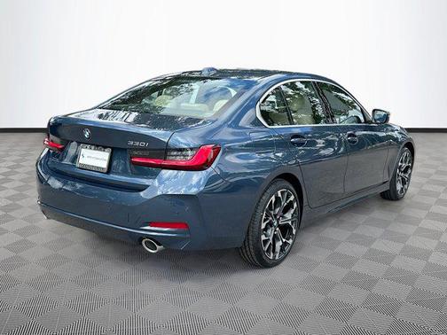 2026 BMW 330 330i