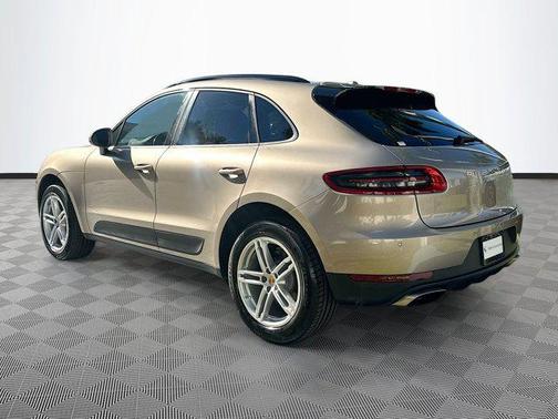 2018 Porsche Macan 