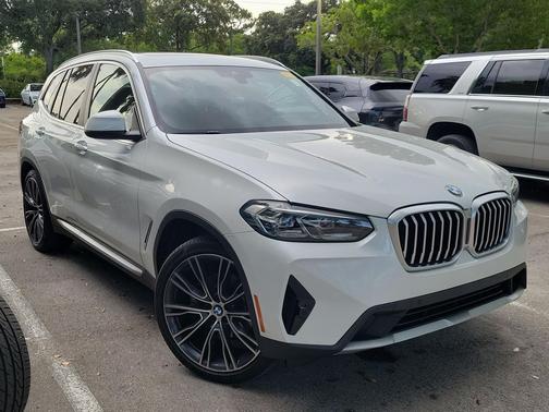 Mineral White Metallic 2023 BMW X3 sDrive30i