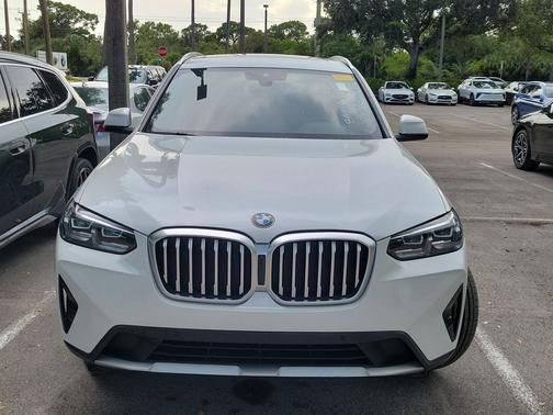 Mineral White Metallic 2023 BMW X3 sDrive30i
