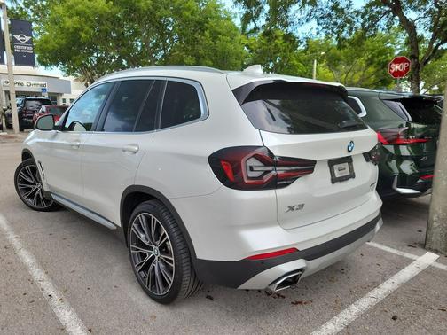 Mineral White Metallic 2023 BMW X3 sDrive30i
