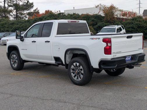 2026 Chevrolet Silverado 2500 Custom