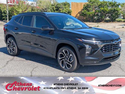 Mosaic Black Metallic 2026 Chevrolet Trax FWD 2RS