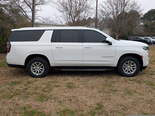 2021 Chevrolet Suburban LT