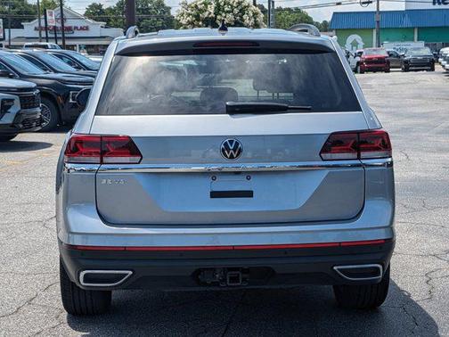 2022 Volkswagen Atlas 3.6L SE w/Technology