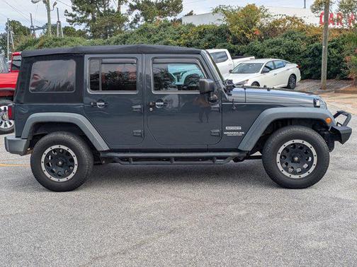 2017 Jeep Wrangler Unlimited Sport