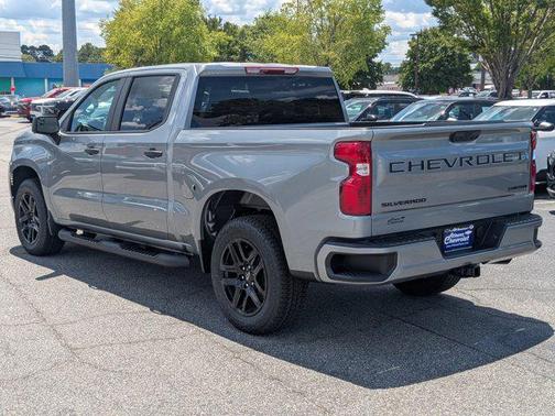 2025 Chevrolet Silverado 1500 Custom