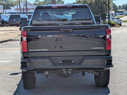 2026 Chevrolet Silverado 2500 Custom