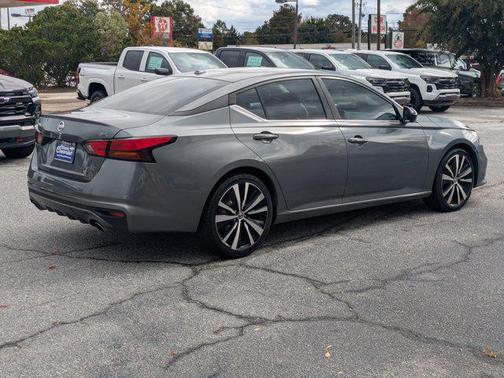 2019 Nissan Altima 2.5 SR