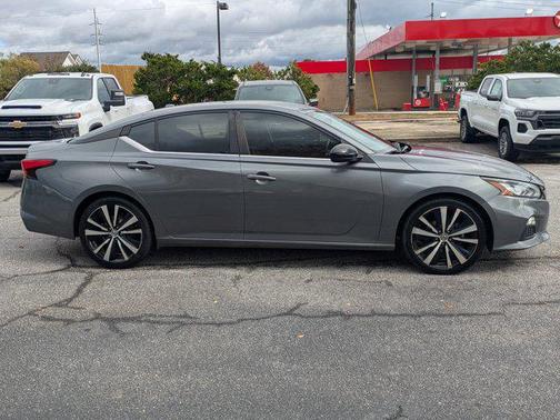 2019 Nissan Altima 2.5 SR