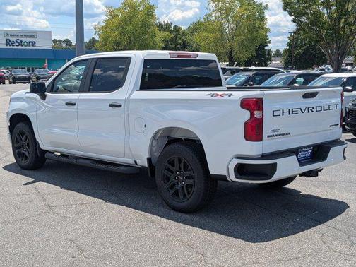 2025 Chevrolet Silverado 1500 Custom