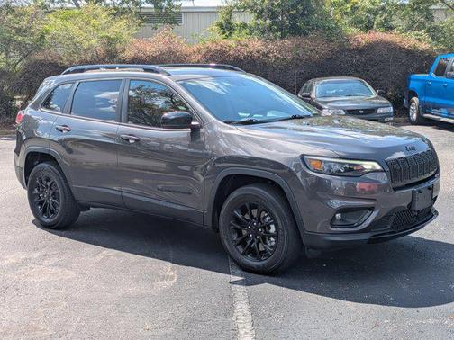 2023 Jeep Cherokee Altitude