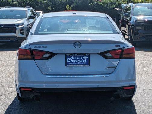 2023 Nissan Altima SR VC-Turbo FWD