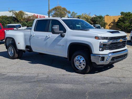 2026 Chevrolet Silverado 3500 LT
