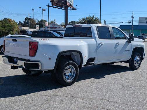 2026 Chevrolet Silverado 3500 LT