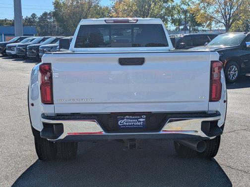 2026 Chevrolet Silverado 3500 LT