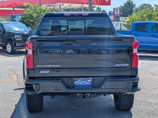 2025 Chevrolet Silverado 1500 ZR2