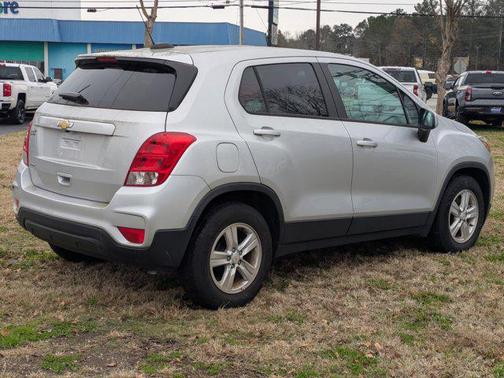 2022 Chevrolet Trax LS