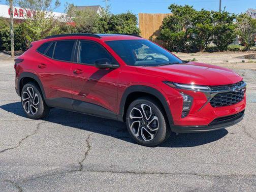 Apex Red 2026 Chevrolet Trax FWD 2RS