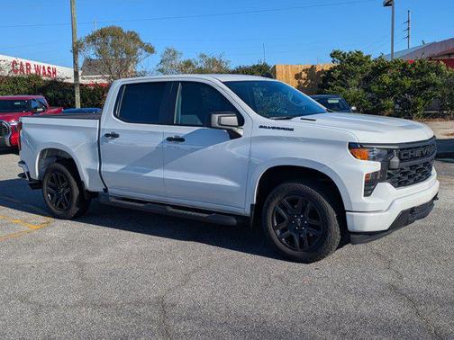 2025 Chevrolet Silverado 1500 Custom