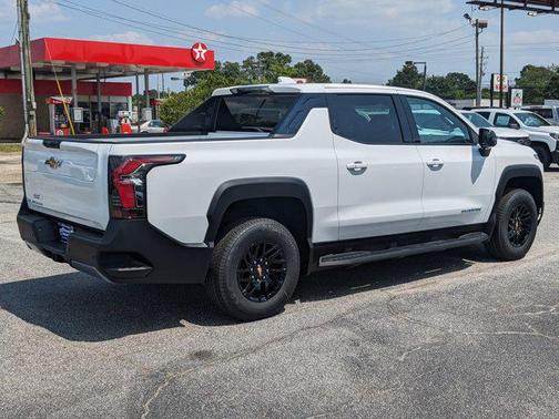 2025 Chevrolet Silverado EV LT