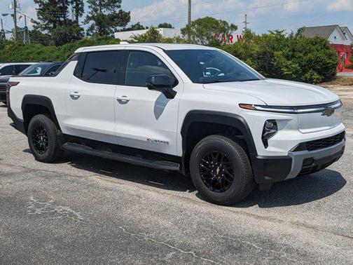 2025 Chevrolet Silverado EV LT