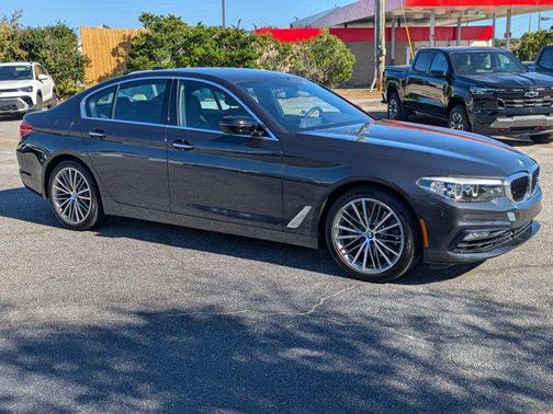 2018 BMW 530 530i