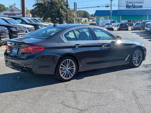 2018 BMW 530 530i