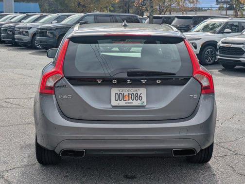 2016 Volvo V60 T5 Drive-E Premier