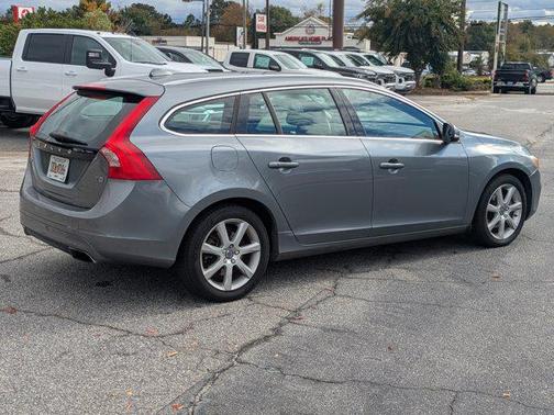 2016 Volvo V60 T5 Drive-E Premier