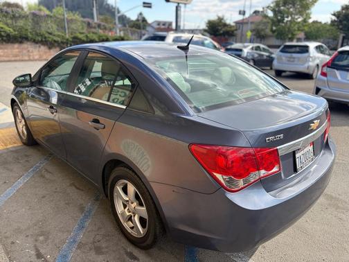 BLUE 2013 Chevrolet Cruze 1LT