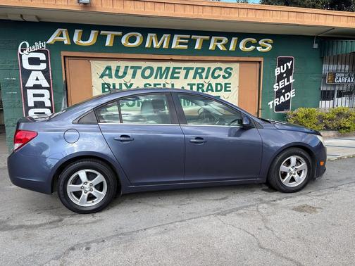 BLUE 2013 Chevrolet Cruze 1LT