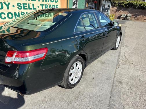 2011 Toyota Camry LE